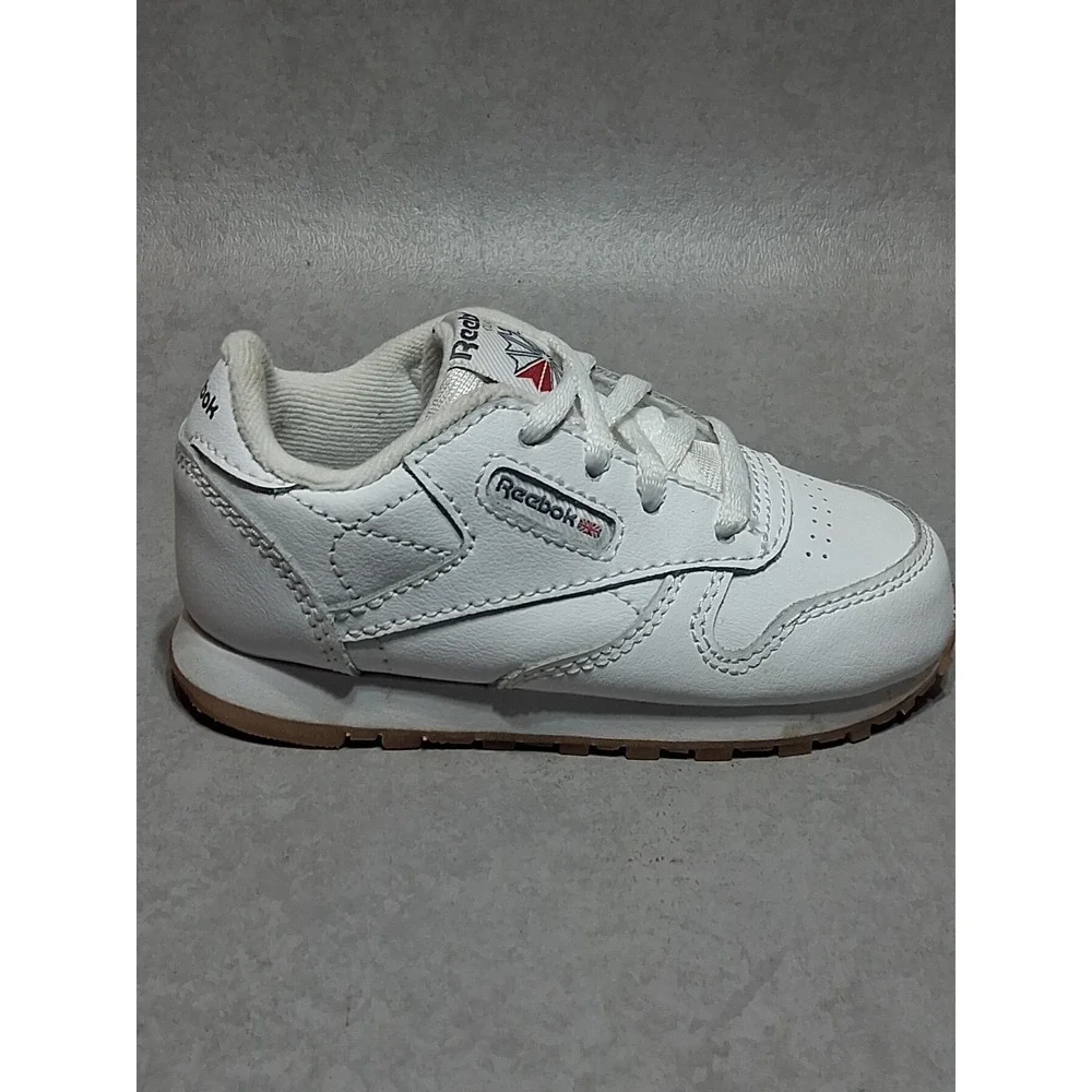 Reebok classic leather toddlers shoes core White size 6